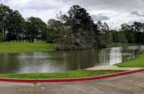 St. Francisville Hotel | Room on the Lake. Fishing optional.