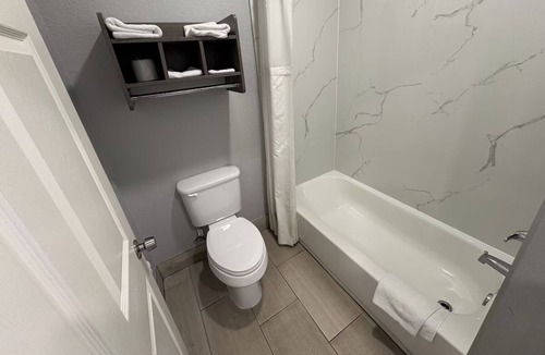 Houston Hotel | Room w/Kitchenette, Off Highway 249 | Willowbrook Mall & Dining Nearby