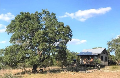 Harper Cabin | Rustic Off-the-Grid Cabin near Ample Outdoor Recreation in Harper, Texas