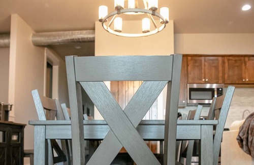 Nemo House | Rustic Ranch Retreat-Ideal for Family Reunions, Corporate Getaways, and Memorable Celebrations