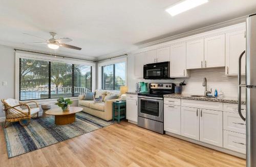 Stuart Apartment | Sailfish Suites 7 - Waterfront Lodging