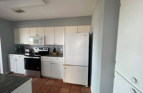 Elmaton Condo | Salty Dog - Bahia de Matagorda Condo - Front Row Beach View - HOA Pool Access