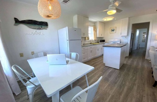 Grand Isle House | Salty Sunsets - 2 Minutes to Beach - Island Realty