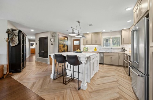 Georgetown House | SAN GABRIEL RIVER Retreat WATERFRONT Panoramic View PRIVATE POOL Outdoor Living!
