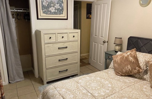 Gretna House | Scott's Inn Newly renovated near Oakwood Mall12 minutes from Downtown.