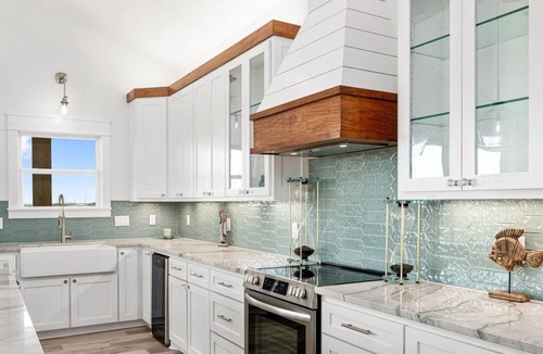 Port Bolivar House | “Sea Glass”; Beach Views Galore; Private Beach Access; Brand New/Hidden Gem