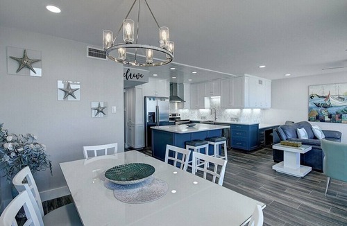 Port Aransas Condo | Sea Gull #908: Beachfront 2 Bedroom 2 Bathroom With Spectacular Views and 24 Hour Management