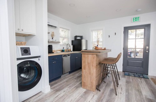 Biloxi House | Seahorse Studio - A Downtown Retreat