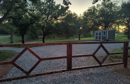 Chickasha Cottage | Secluded Container home In the country. Hot tub. Fire pit. Retreat