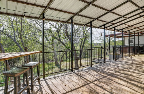 Hudson Oaks House | Serene Hilltop Hideaway: 7 Mi to Weatherford!
