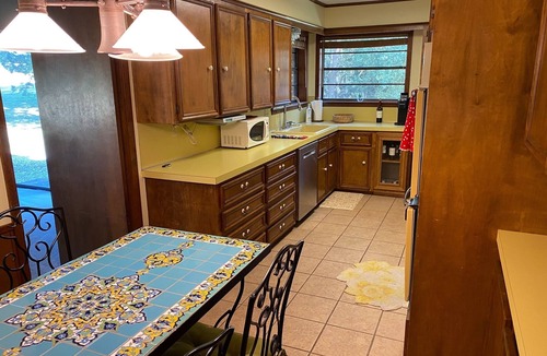 Briarcrest Estates House | Serene House with Charm on Golfcourse!