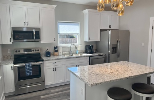 McNeill Cottage | Serene lakefront cottage