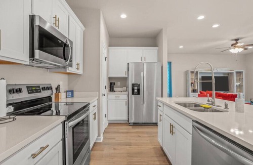 Highlands - Perkins Villa | Serene Oasis for Deep Relaxation Near LSU - CL5628