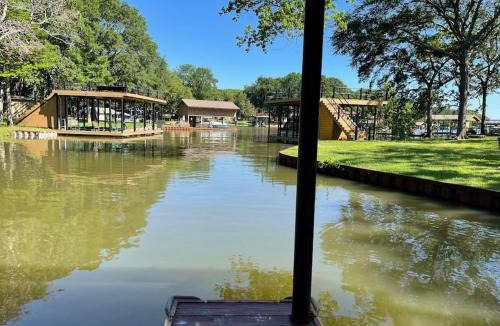 Leisure Land House | SERENITY Lakehouse