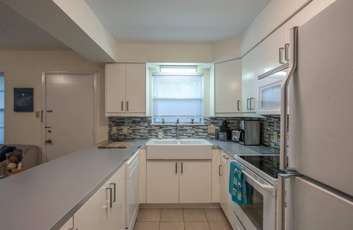 Southgate Apartment | Shabby Chic Duplex Tx Medical Center, Rice Village