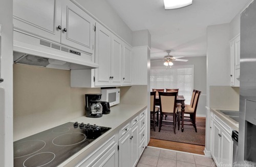 Shreveport House | Shreveport Comfy Cul-de-sac 4-bedroom 2 Full Bathroom House with AC