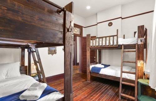 Mid-City Hostel | Site 61 Guesthouse