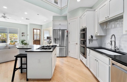 Barton Heights House | Skyline Views + Steps to Austin’s Best Dining