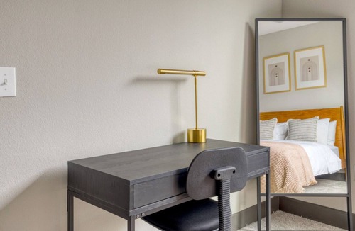 Chestnut Apartment | Sleek East Austin 1BR w/ Pool, Gym & W/D, nr restaurants, by Blueground