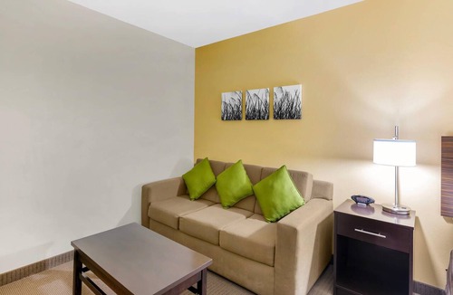 Devils Lake Hotel | Sleep Inn & Suites Devils Lake