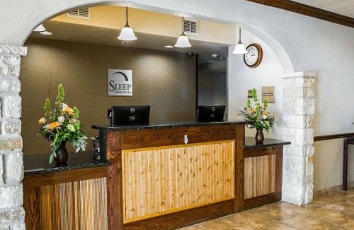 Gonzales Hotel | Sleep Inn & Suites Gonzales near Palmetto State Park
