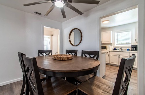 Bay Area House | Sleeps 18 - Seaside Serenity Dual Dwellings for Family & Frie