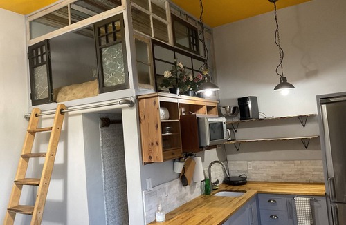 Parker Lane Apartment | Small efficiency loft apt in back of duplex 3 story townhouse. No shared spaces.