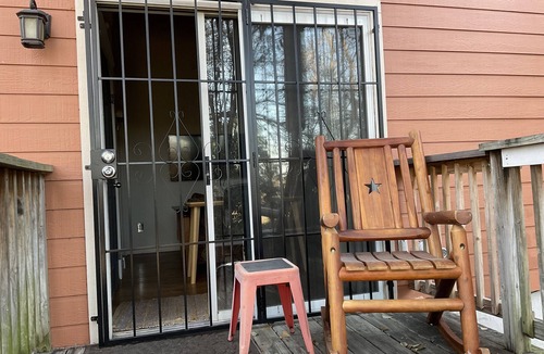 Parker Lane Apartment | Small efficiency loft apt in back of duplex 3 story townhouse. No shared spaces.