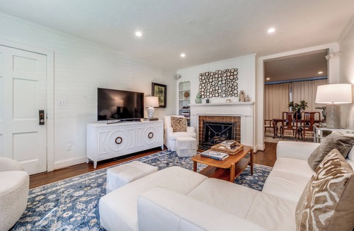 Oak Lawn House | SMU, Highland Park, Katy Trail 1/2 Block Away