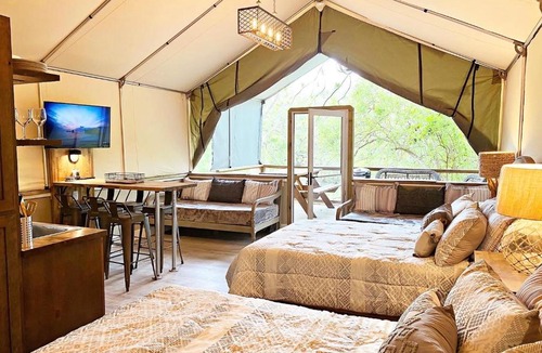 Sutherland Springs House | Son's Rio Cibolo Birdhouse Cabin #17 Perfect Place For A Romantic Getaway!