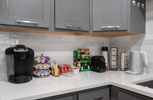 Zilker Condo | South Lamar Weekend GetawayWalk to Cafes + Dining