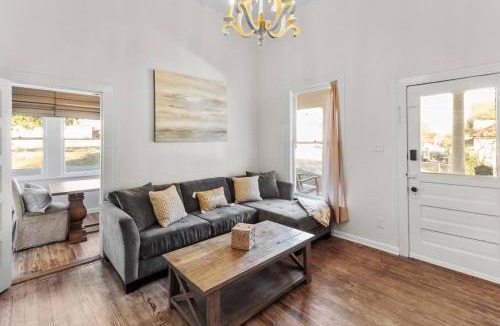 Mooringsport House | Southern Magnolia House with Porch Swing