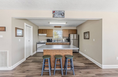 Huntsville House | Space to Gather. Room to Relax. Bring Everyone—This Texas Ranch Has It All