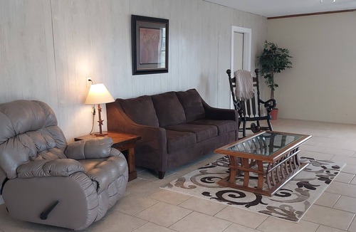 Silver Creek Village House | Spacious 1 bedroom 1 bath house sleeps 5 one block from Burnet County Boat Ramp