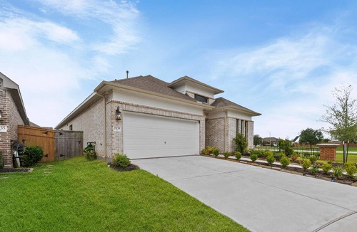 Sienna Plantation Apartment | Spacious 4-bedroom corporate apartment in cool Missouri City
