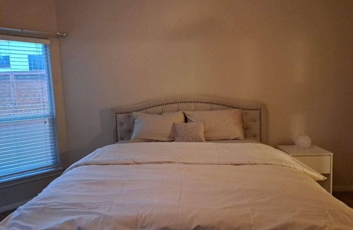 OST - South Union House | Spacious 4-bedroom house in Central Houston