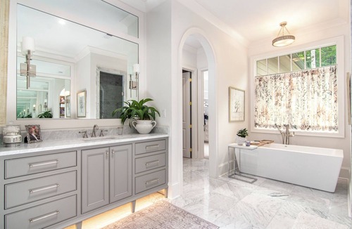 Ferndale House | Spacious 4-bedroom estate with AC in nice Little Rock