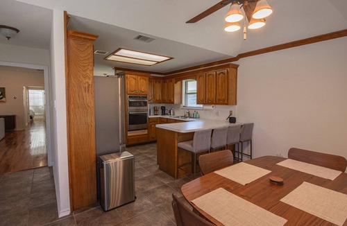 Keller House | Spacious 4BR w/Pool, Ping Pong & Hoops | Sleeps 8 | ~30 Min to AT&T Stadium World Cup