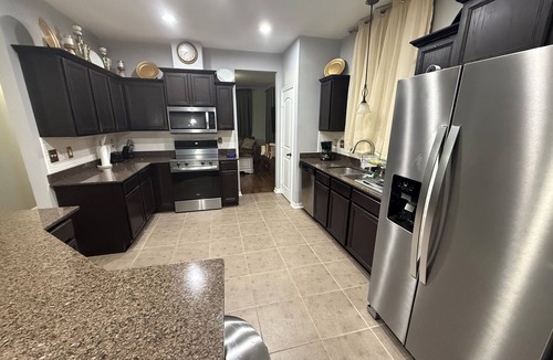 Gonzales House | Spacious 5-bedroom 2 story house in charming Gonzales with AC outdoor patio