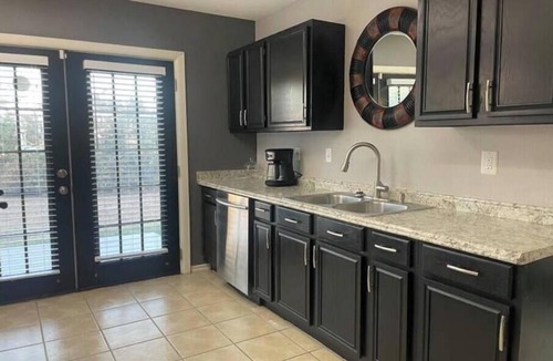 Wetmore House | Spacious 5BR Longwood Home with Pool Table, Fenced Yard Near JW