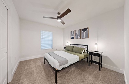 North San Antonio - SAT House | Spacious 6 Bed House Airport Pet Friendly AFB