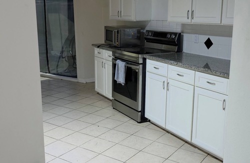 Greater Fondren Southwest House | Spacious 6-bedroom 4 toilets house in Houston Texas available for short rent