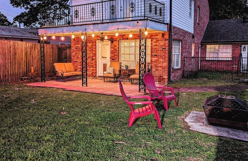Freetown - Port Rico House | Spacious and bright 2-bedroom house in Freetown, Lafayette 1 mile from downtown.
