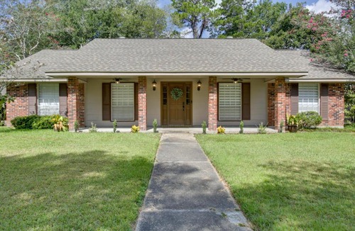 Broadmoor House | Spacious Baton Rouge Home Rental: 12 Mi to LSU!
