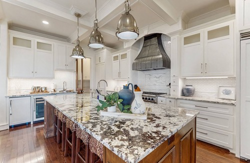 Rockport House | Spacious Bayfront home with full kitchen, patio, balcony & water view