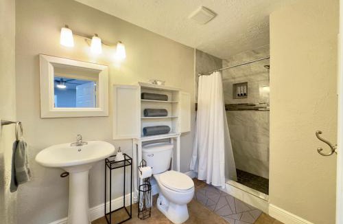 Clodine House | Spacious Home Sleeps 12 Ideal for Groups