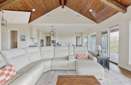Point Venture House | Spacious house w/ping-pong and pool table, balcony with water and sunset view