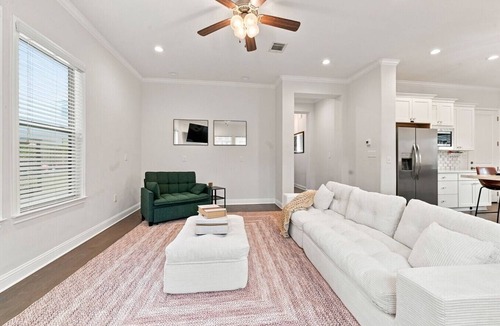 Spring Branch East Apartment | Spacious Houston Home with Private Yard