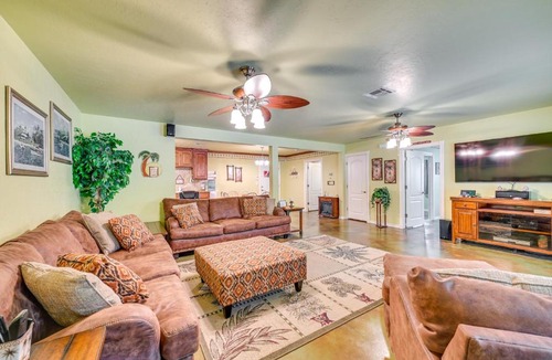 Kingston House | Spacious Lake Texoma Vacation Rental w/Game Room!