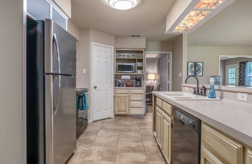 Bullard House | Spacious Lakefront Retreat - Sleeps 10 - Kayaks, Fishing, & Game Room.
